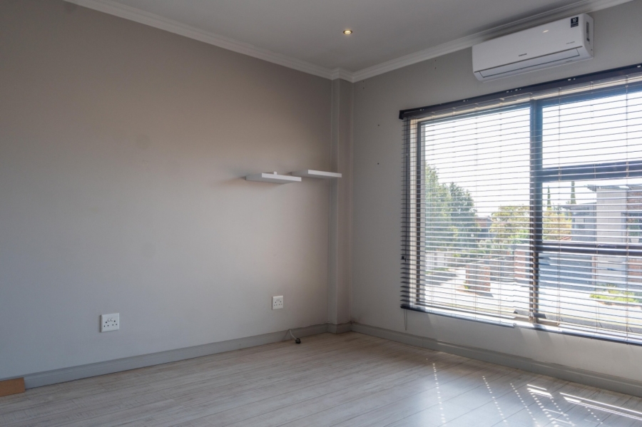 3 Bedroom Property for Sale in Grimbeeck Park North West